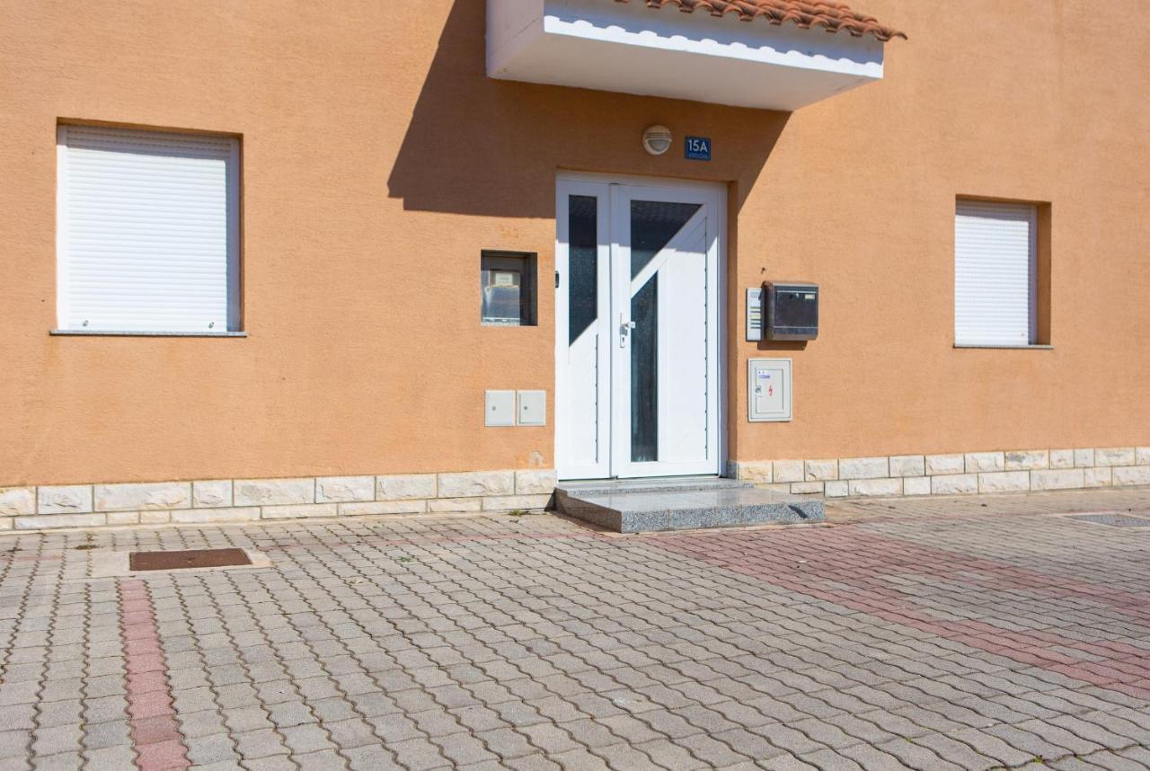 Apartman Noel Krk Town Eksteriør billede